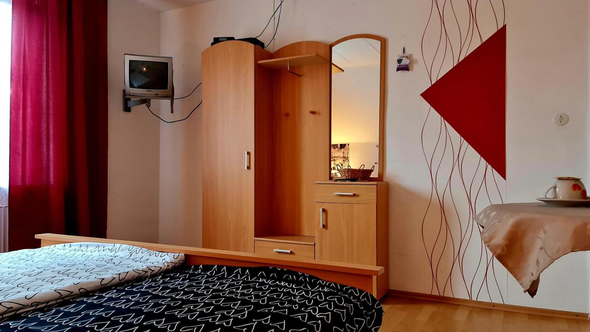Pension Transilvania Immendingen Rum bild